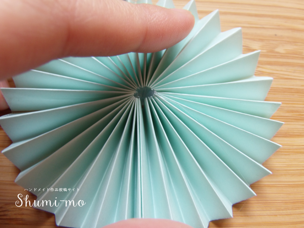 折り紙でウェディングロゼットの作り方 Shumi Mo